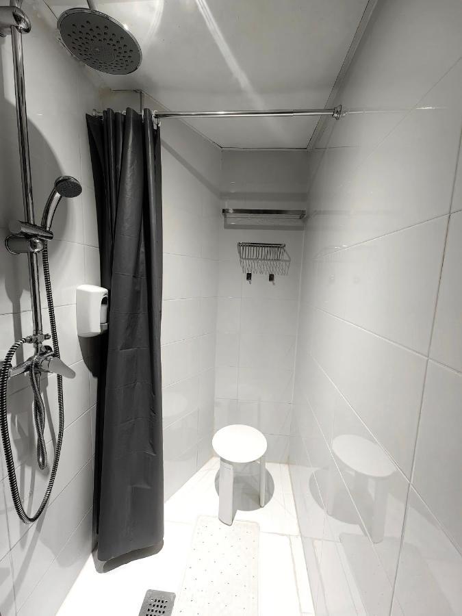 Hostal Siesta & Go Nuevos Ministerios مدريد المظهر الخارجي الصورة
