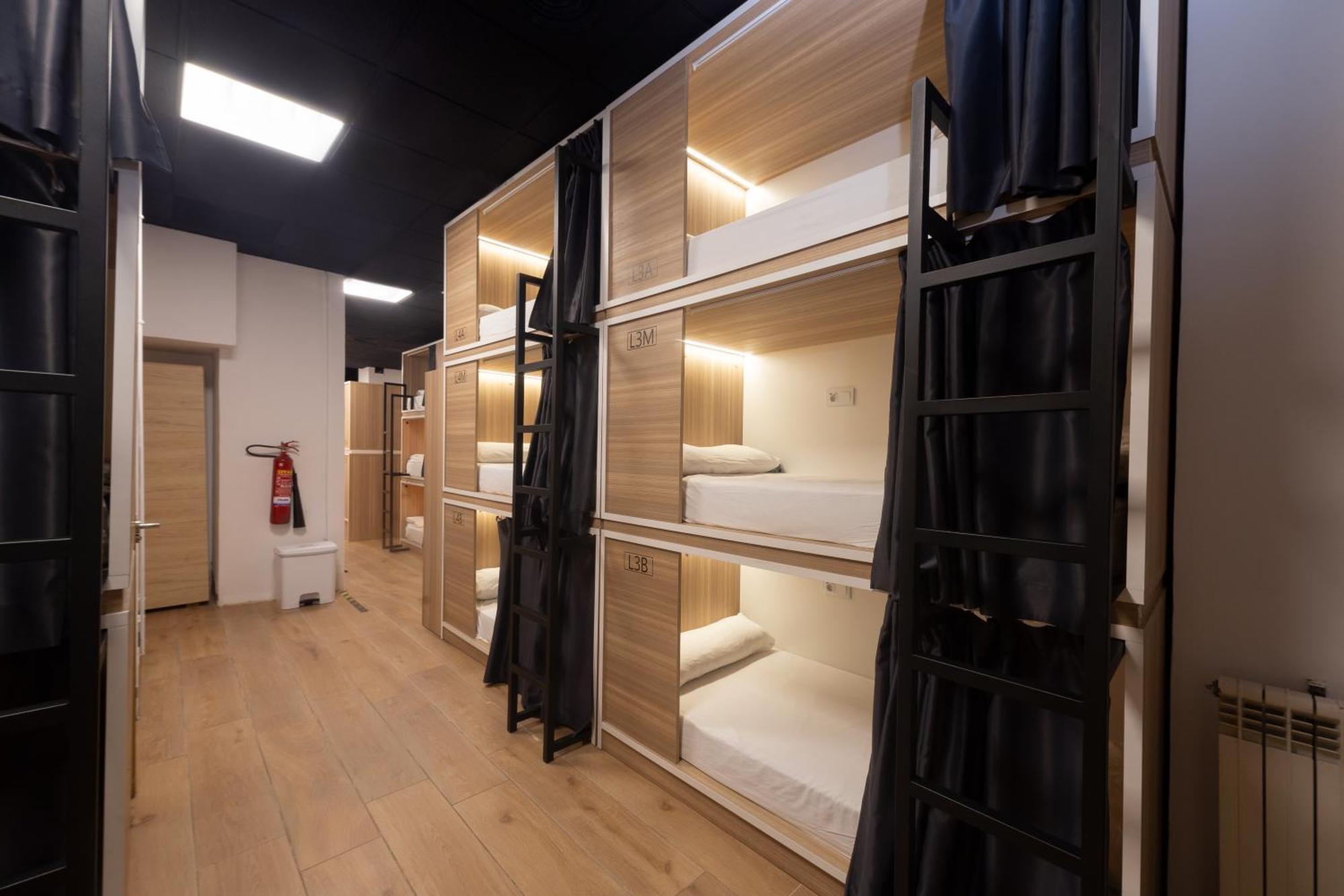 Hostal Siesta & Go Nuevos Ministerios مدريد المظهر الخارجي الصورة