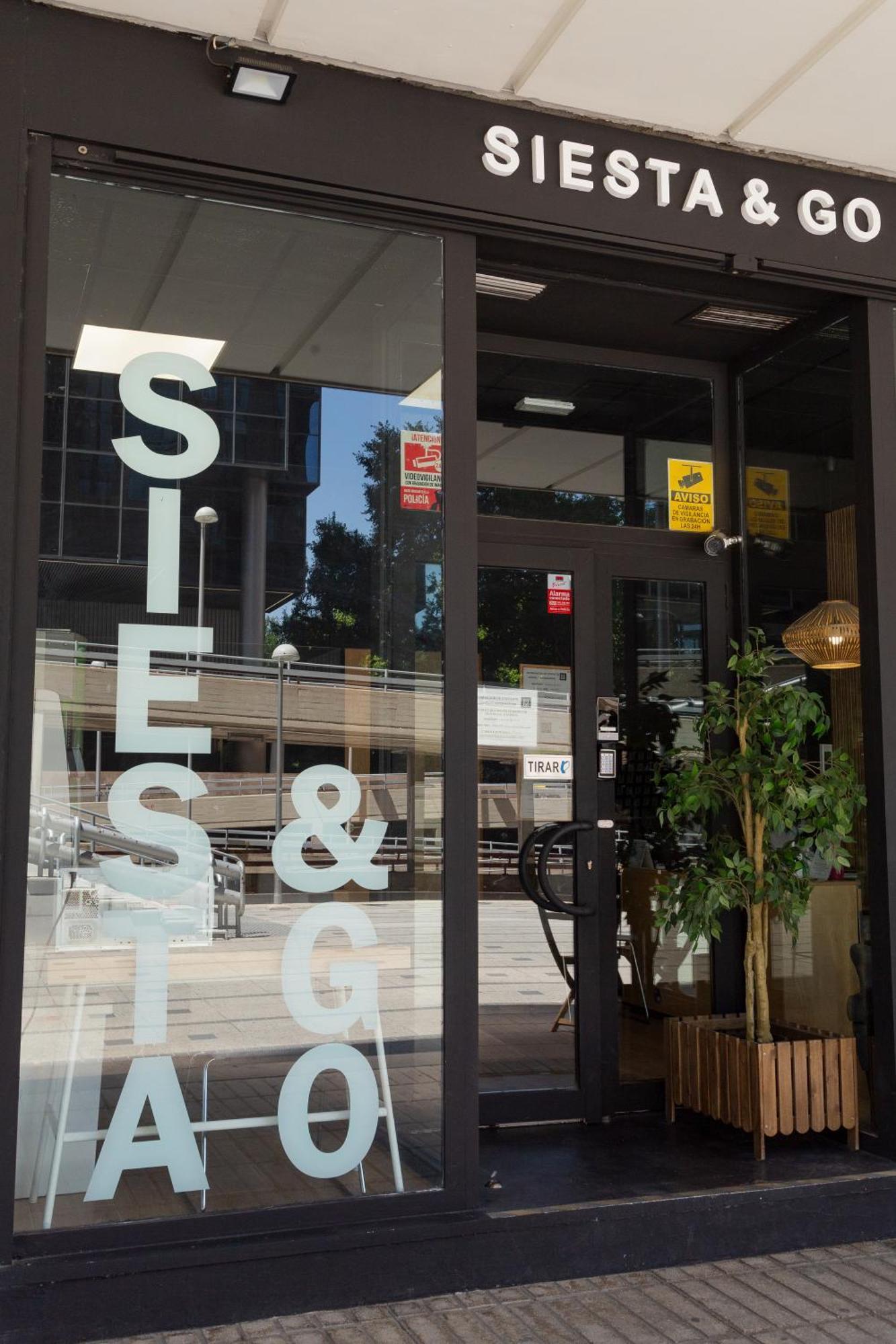 Hostal Siesta & Go Nuevos Ministerios مدريد المظهر الخارجي الصورة
